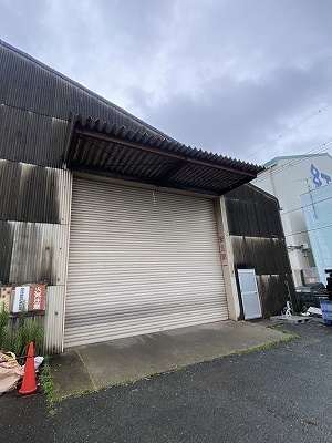 　波形　スレート　倉庫　カバー工法